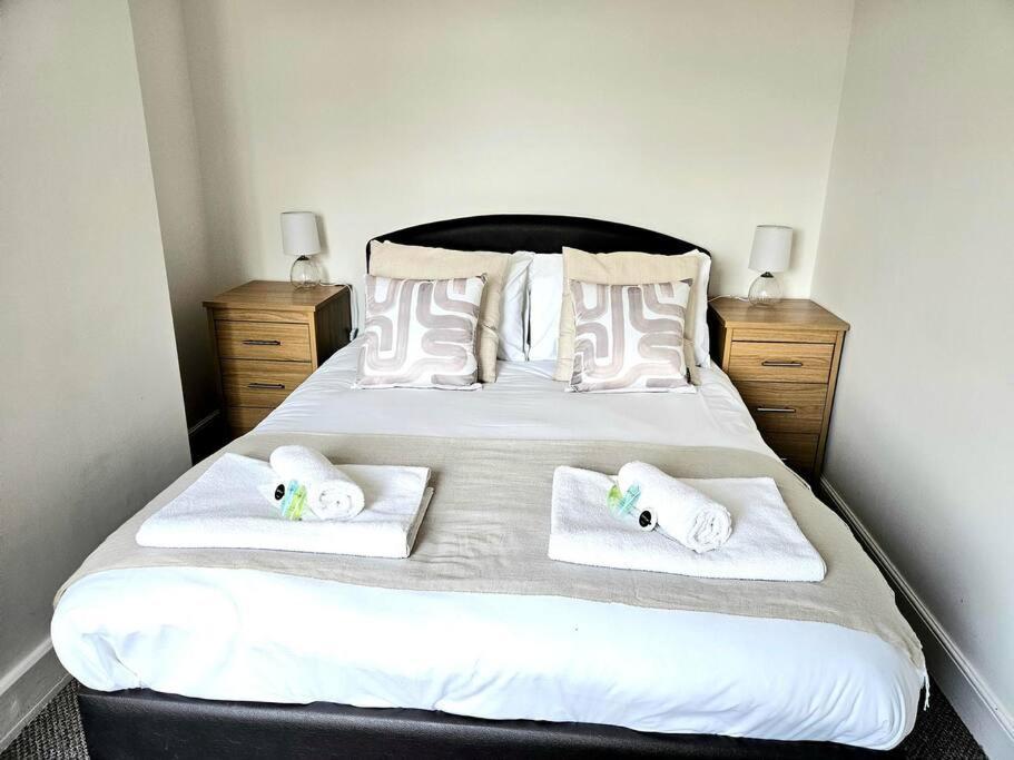 Entire House, Waterloo, Free Street Parking Villa Luaran gambar