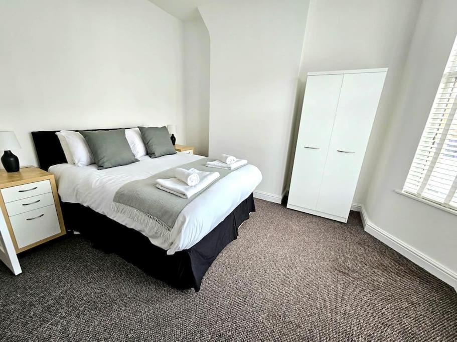Entire House, Waterloo, Free Street Parking Villa Luaran gambar