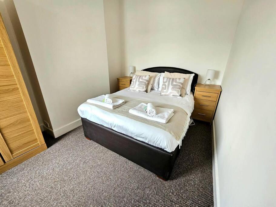 Entire House, Waterloo, Free Street Parking Villa Luaran gambar