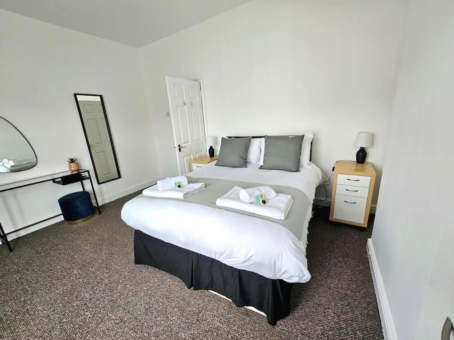 Entire House, Waterloo, Free Street Parking Villa Luaran gambar